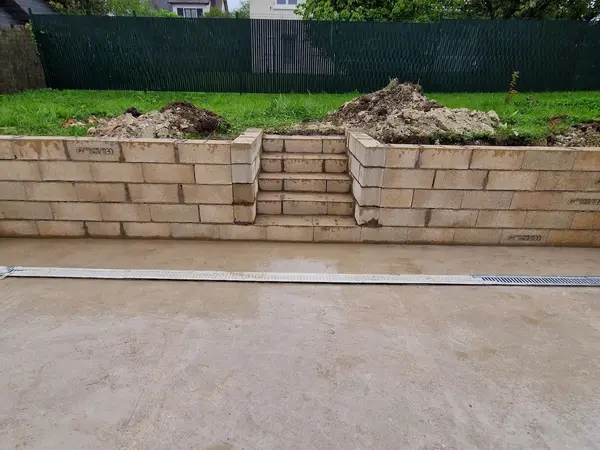 Réalisation de maçonnerie extérieure à La Varenne — MS Construction