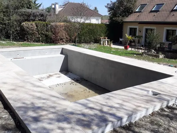 Réalisation de maçonnerie extérieure à La Varenne — MS Construction